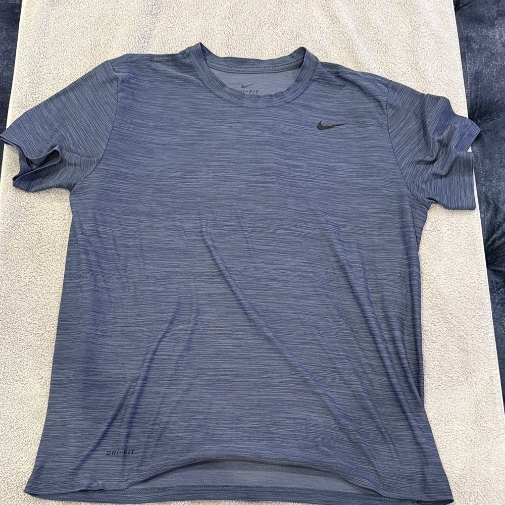 Nike Men's Heathered Blue Short Sleeve Tee